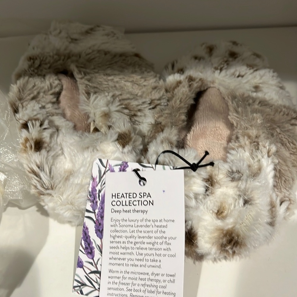 Sonoma Lavender Co foot warmer slippers